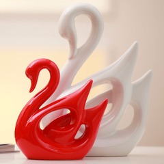 贝汉美 家居饰品创意新房装饰摆件陶瓷工艺品结婚礼物红白天鹅