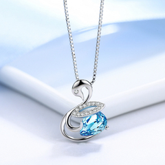 欧维希 925银镶钻项链女 韩版时尚气质蓝宝石天鹅吊坠精致锁骨链